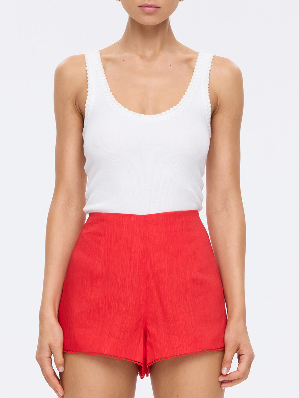 H37CHI_Tia-Short_Chili-Red_5
