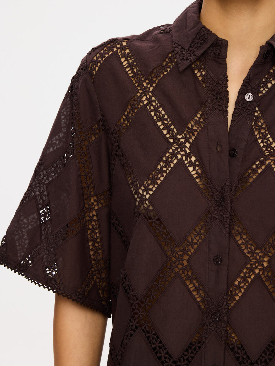 T161CHO-Izzy-Shirt-Chocolate-05
